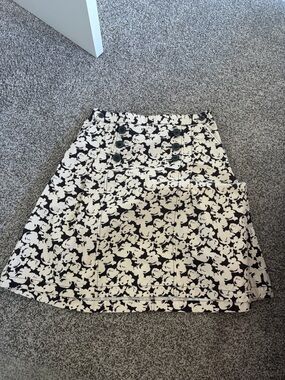 Merona Black and White Floral A-Line Skirt with Button Detail